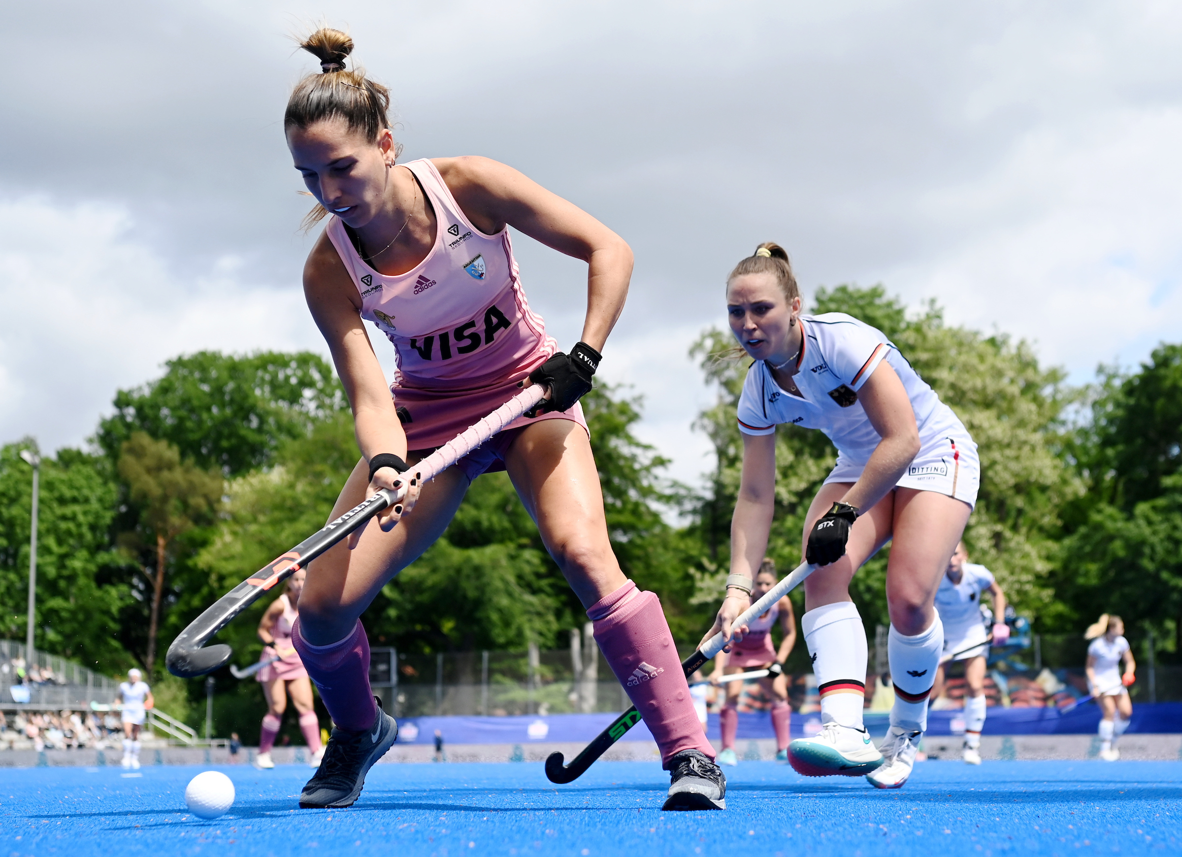 WSP 2205221734 - Pro-League: Leaders Argentina Beat the Danas Again - In the FIH Proleague on May 22, 2022 in Berlin, the Danas met Argentina for the second time in 48 hours. After national coach Valentin Altenburg's team narrowly lost 2-1 to the South Americans the day before, Germany had to admit defeat in the second game, 3-1. Nike Lorenz scored the goal for Germany. Maria Granatto scored twice for Argentina and Jimena Cedres once.
