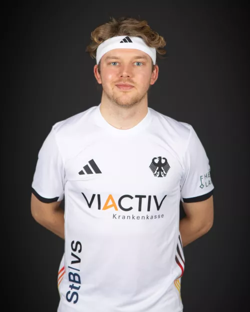 30 -W- Thies Prinz_Hockey-DHB-Men-Shooting-Honamas-20220503-0546