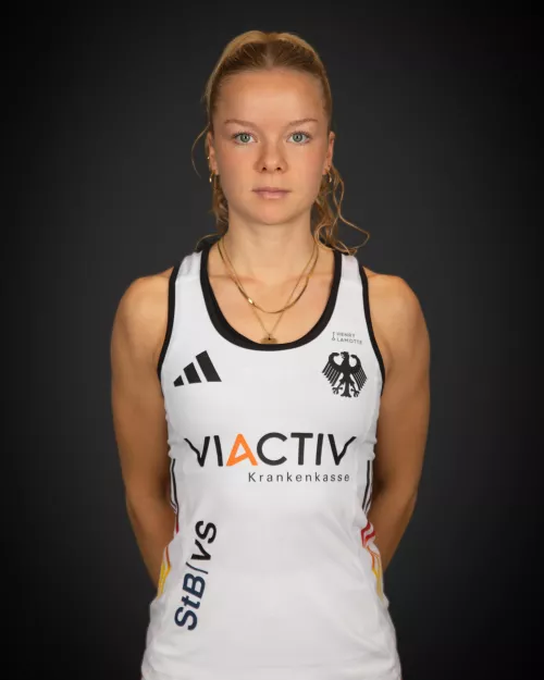 23 - Davidsmeyer, Emma (w)